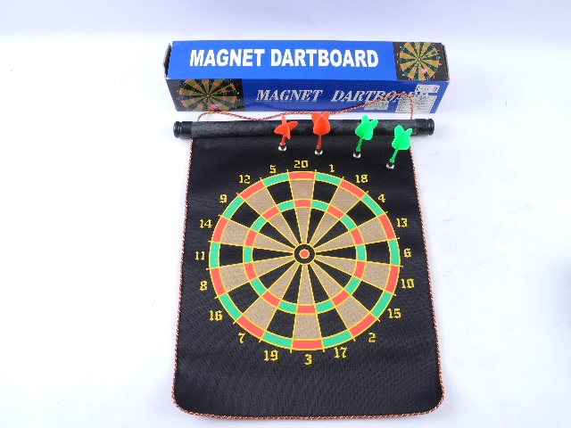 17" DELUXE DART GAME SET