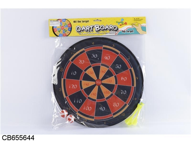 Dart target with 2 balls and 2 Darts