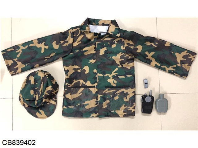 Camouflaged soldier long sleeve hat